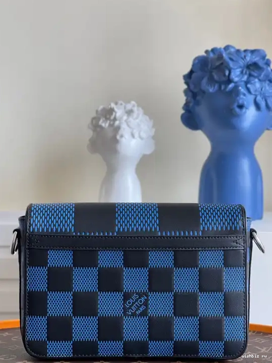 WIS LOUIS VUITTON MESSENGER STUDIO 0605